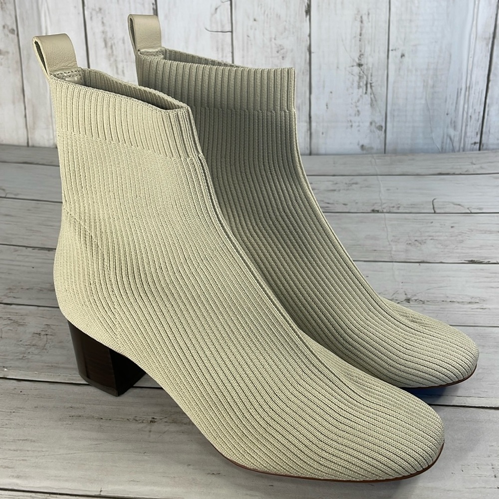 Everlane Bone The Glove Boot